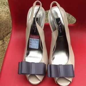 Heels (Nina) Pale pinkish with Grey Bow